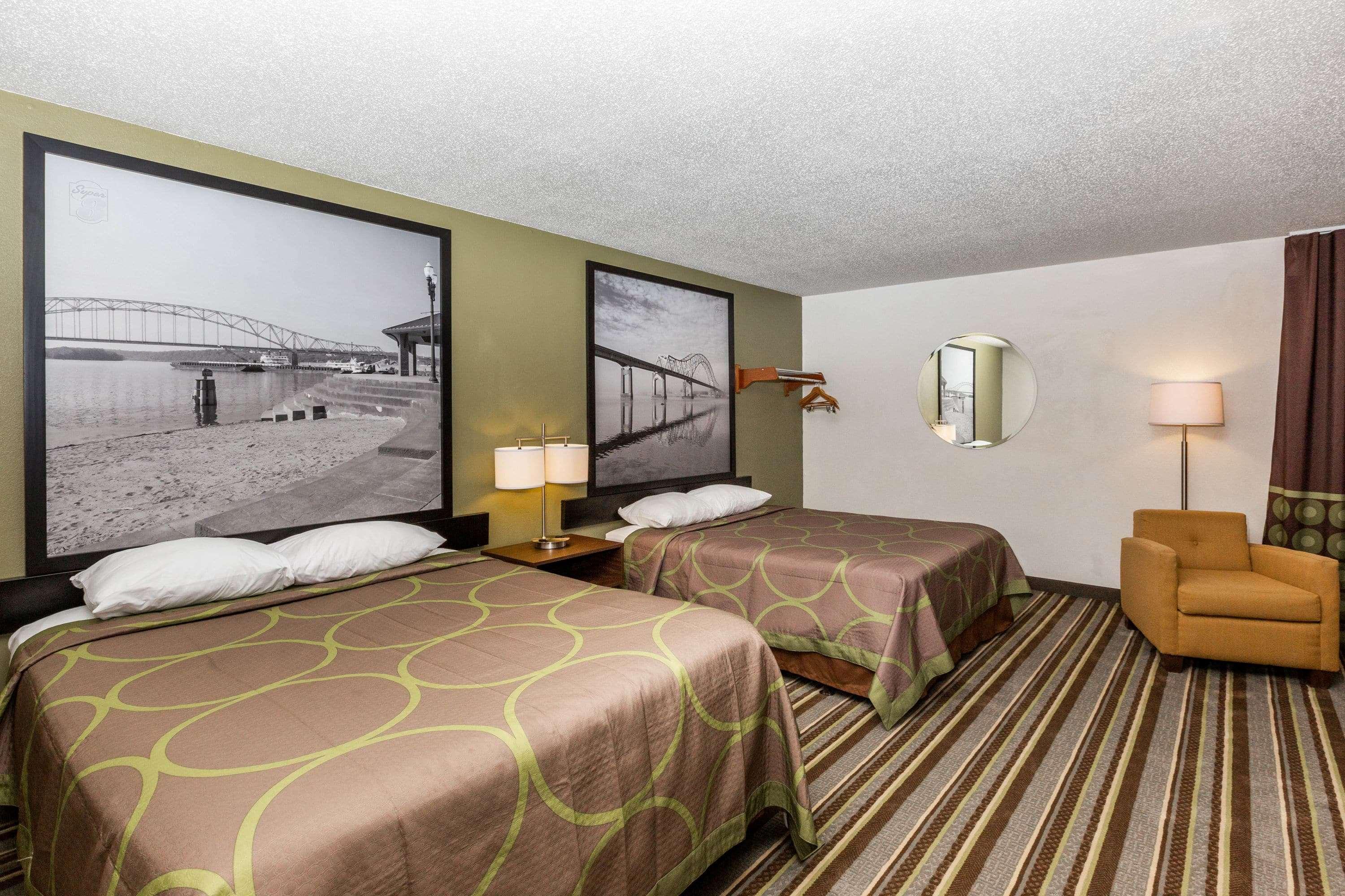 Super 8 By Wyndham Storm Lake Exteriér fotografie